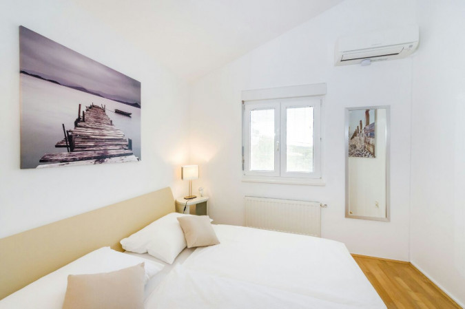 Sunshine, Obiteljski apartmani Zadar, s pogledom na more Zadar