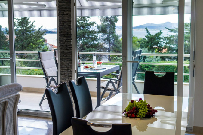 Sunshine, Obiteljski apartmani Zadar, s pogledom na more Zadar