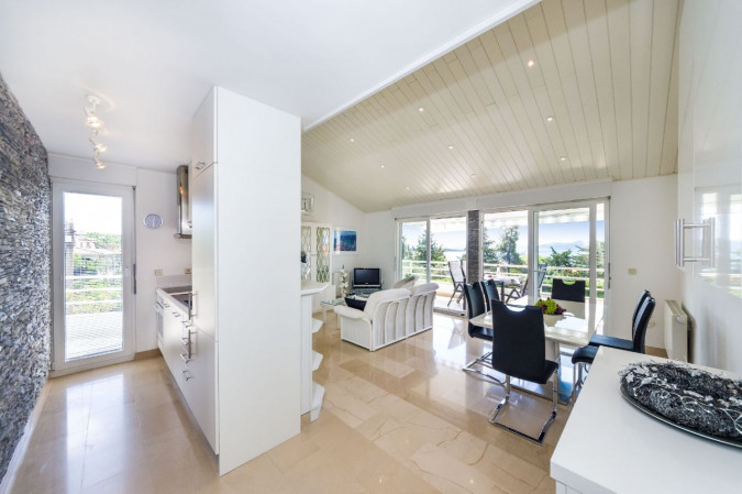 Sunshine, Obiteljski apartmani Zadar, s pogledom na more Zadar