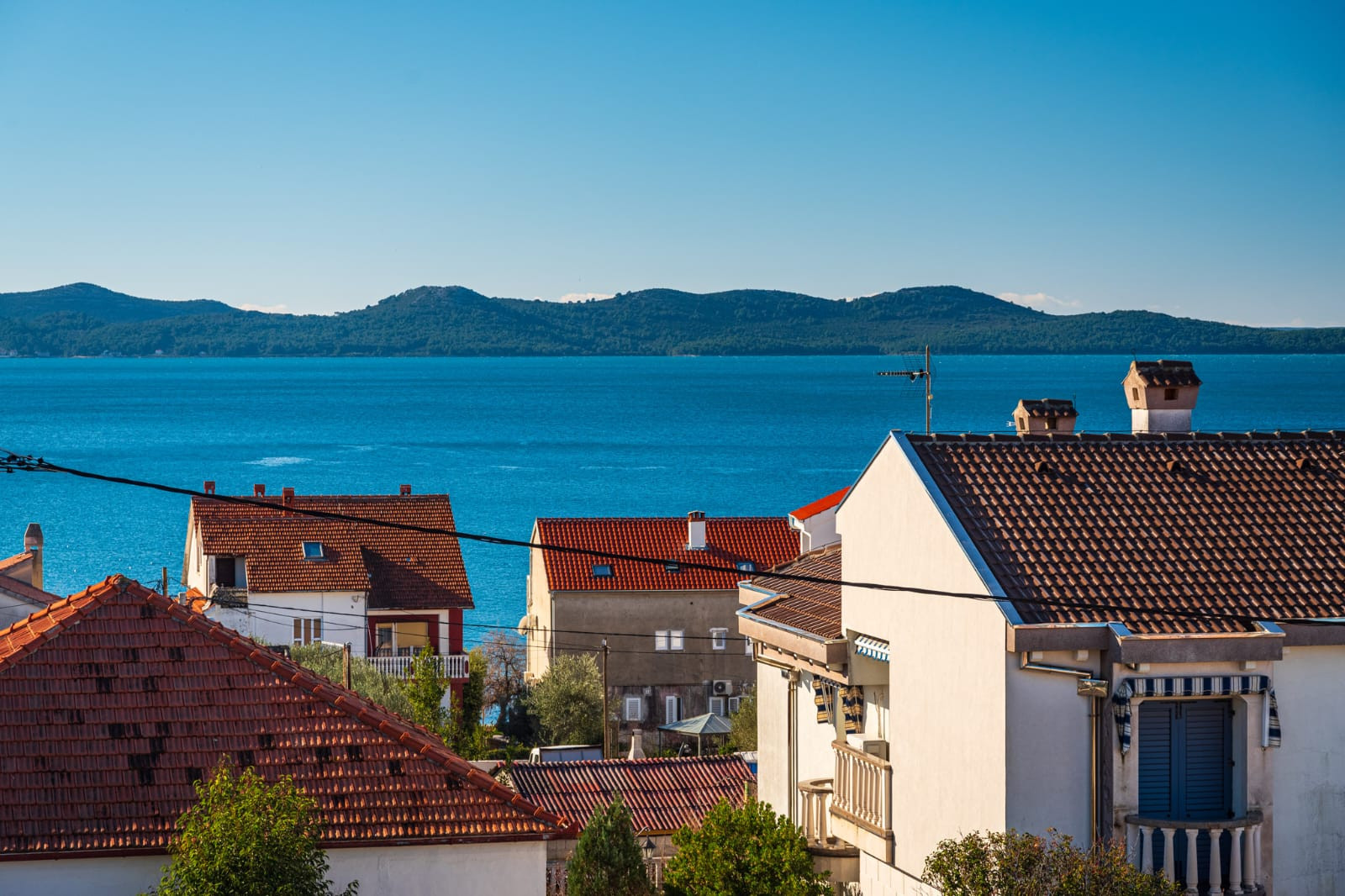 Enjoyment with a view - A vacation for family and friends by the sea, Obiteljski apartmani Zadar - Family apartments with a sea view, Croatia Zadar